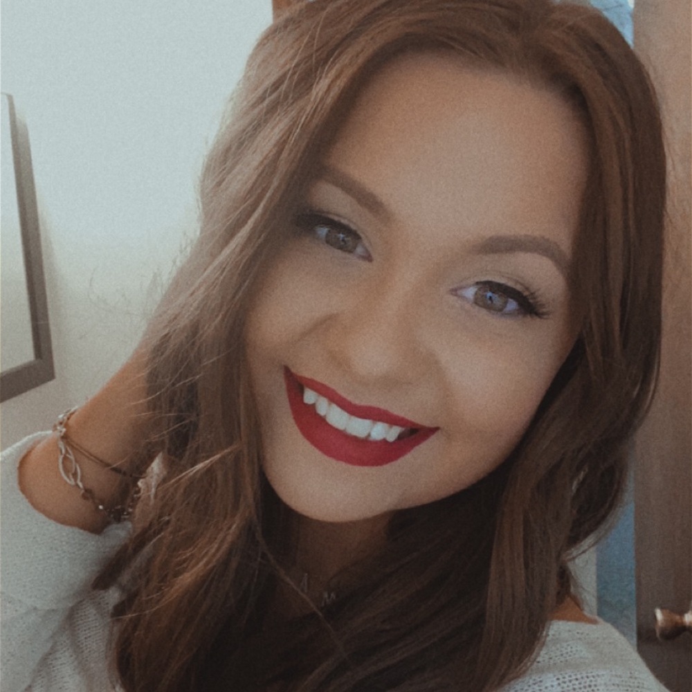 Meet your Posher, Kaylee - Picture 3 of 3